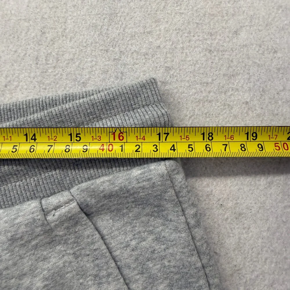 Calvin Klein Men's Heather Gray Fleece Shorts Drawstring Pockets Logo Size M